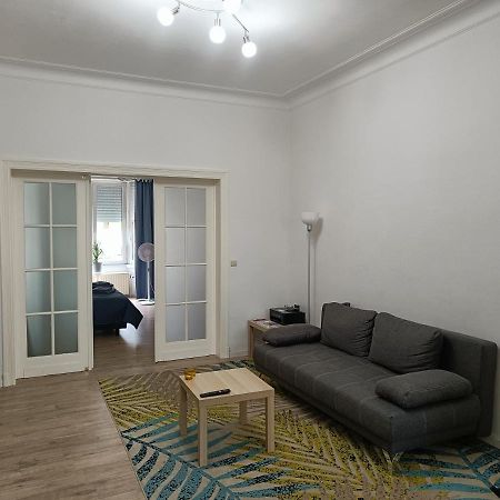The Brussels-Laken Appartement Exteriör bild